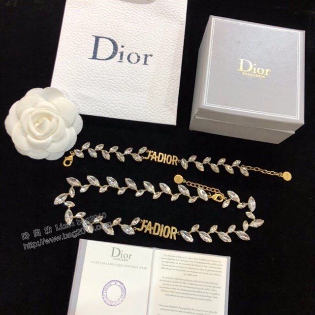 Dior飾品 迪奧經典熱銷款橄欖葉系列 馬眼葉子水鑽手鏈  zgd1251